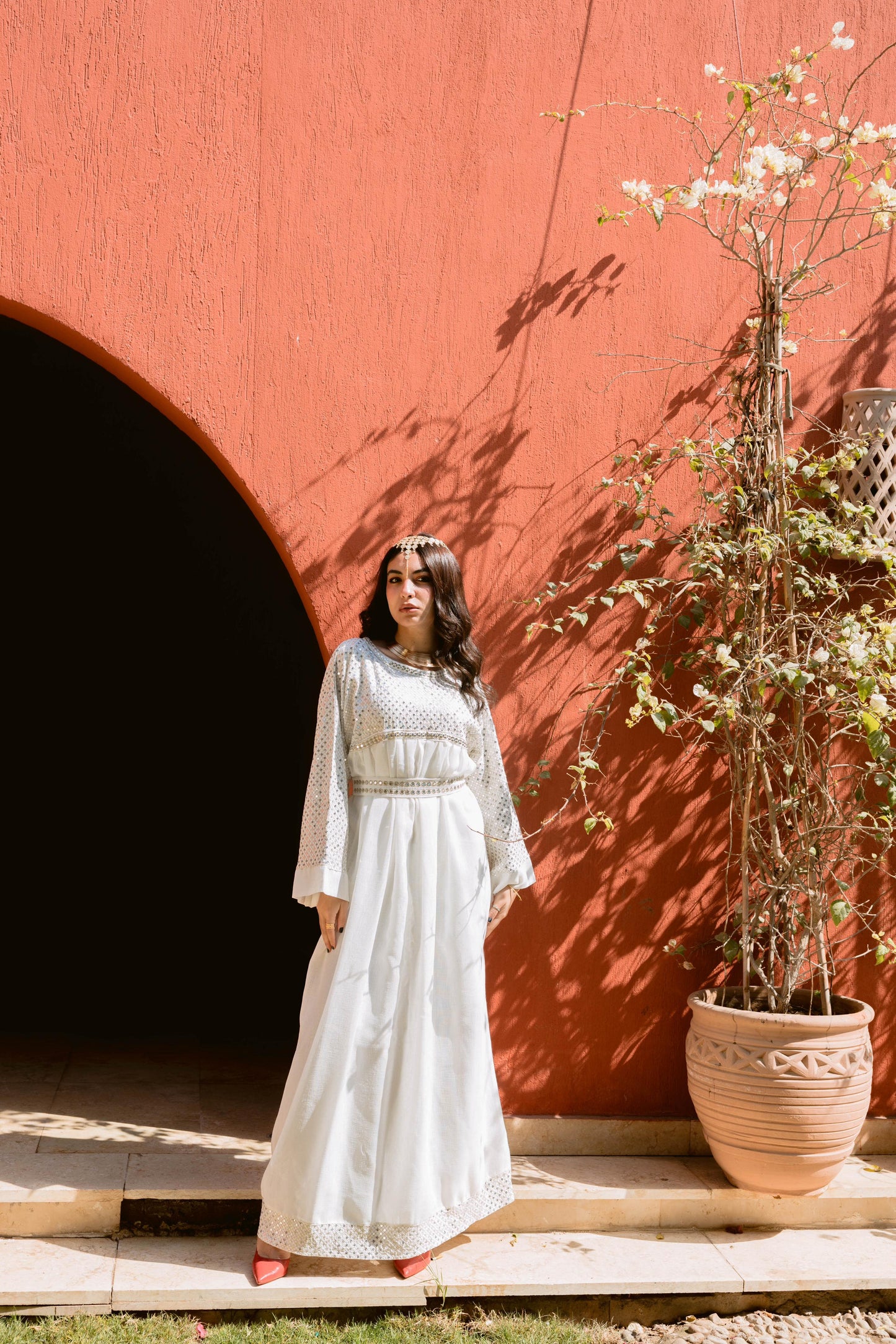 2 Pieces Delicate Handcrafted Embroidered Dress with Flowing Sleeves-white