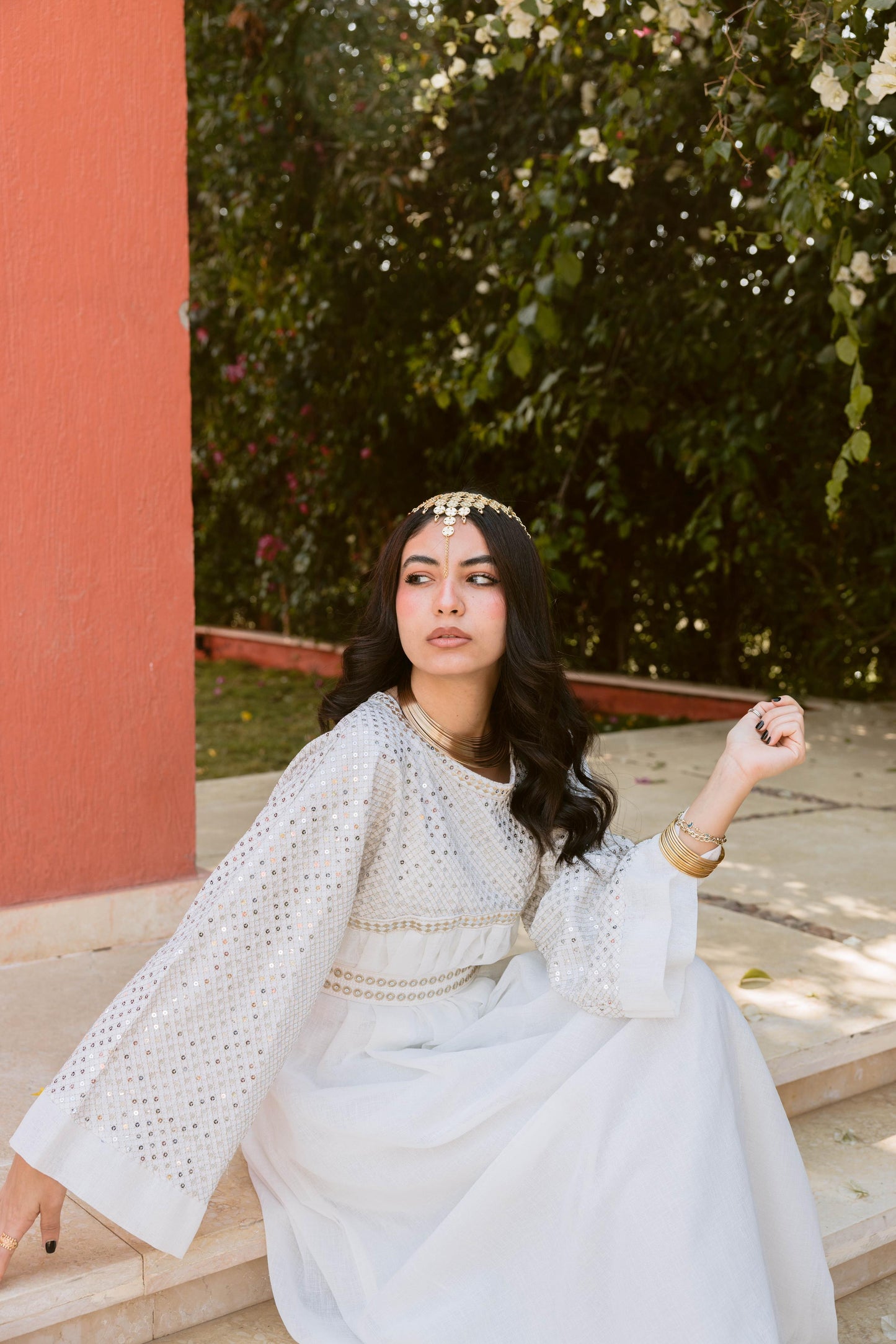 2 Pieces Delicate Handcrafted Embroidered Dress with Flowing Sleeves-white
