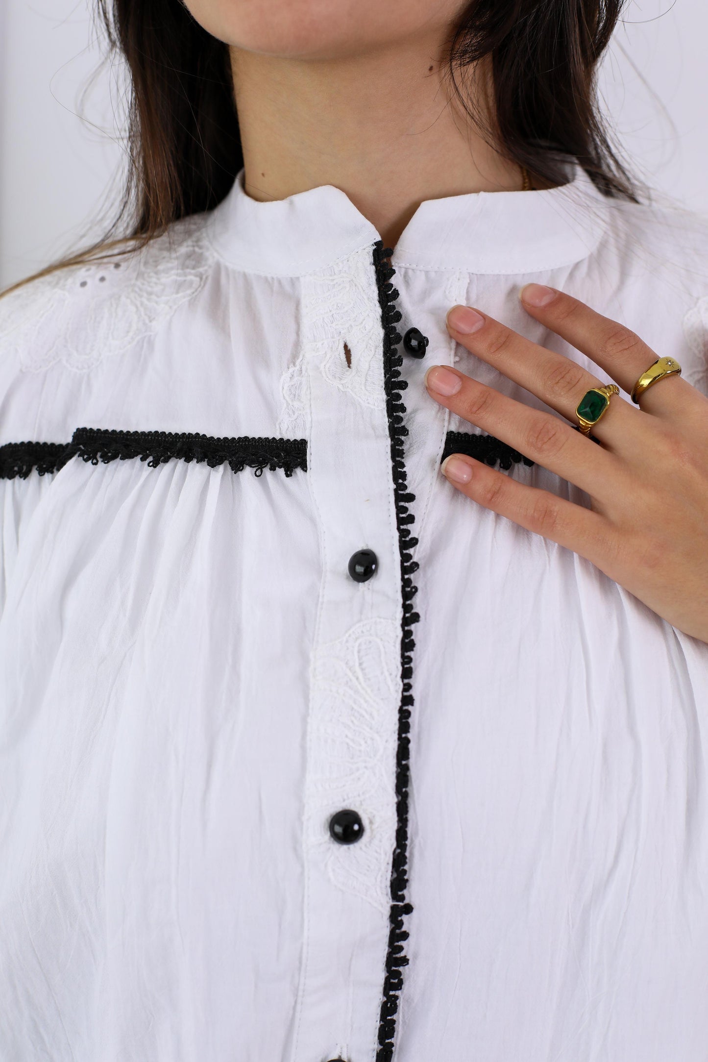 Chic White Button-Down Blouse with Embroidered Detailing