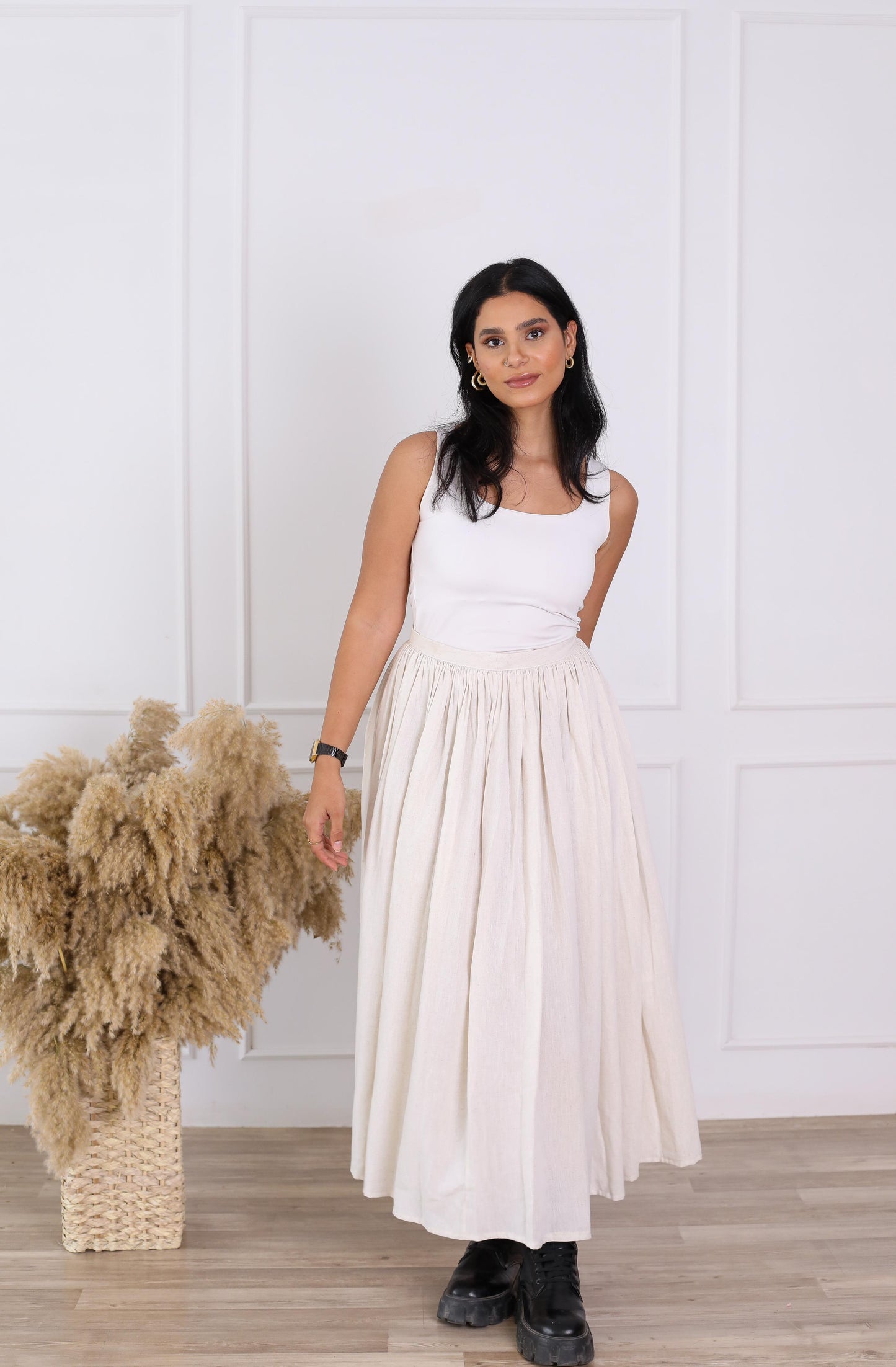 Effortlessly Elegant linen Pleated Skirt-beige